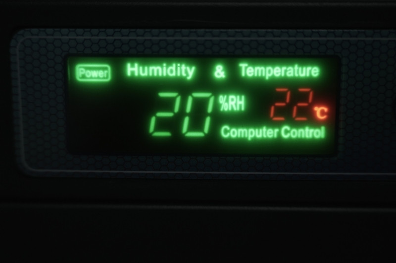 C-MRO temp and humidity controller